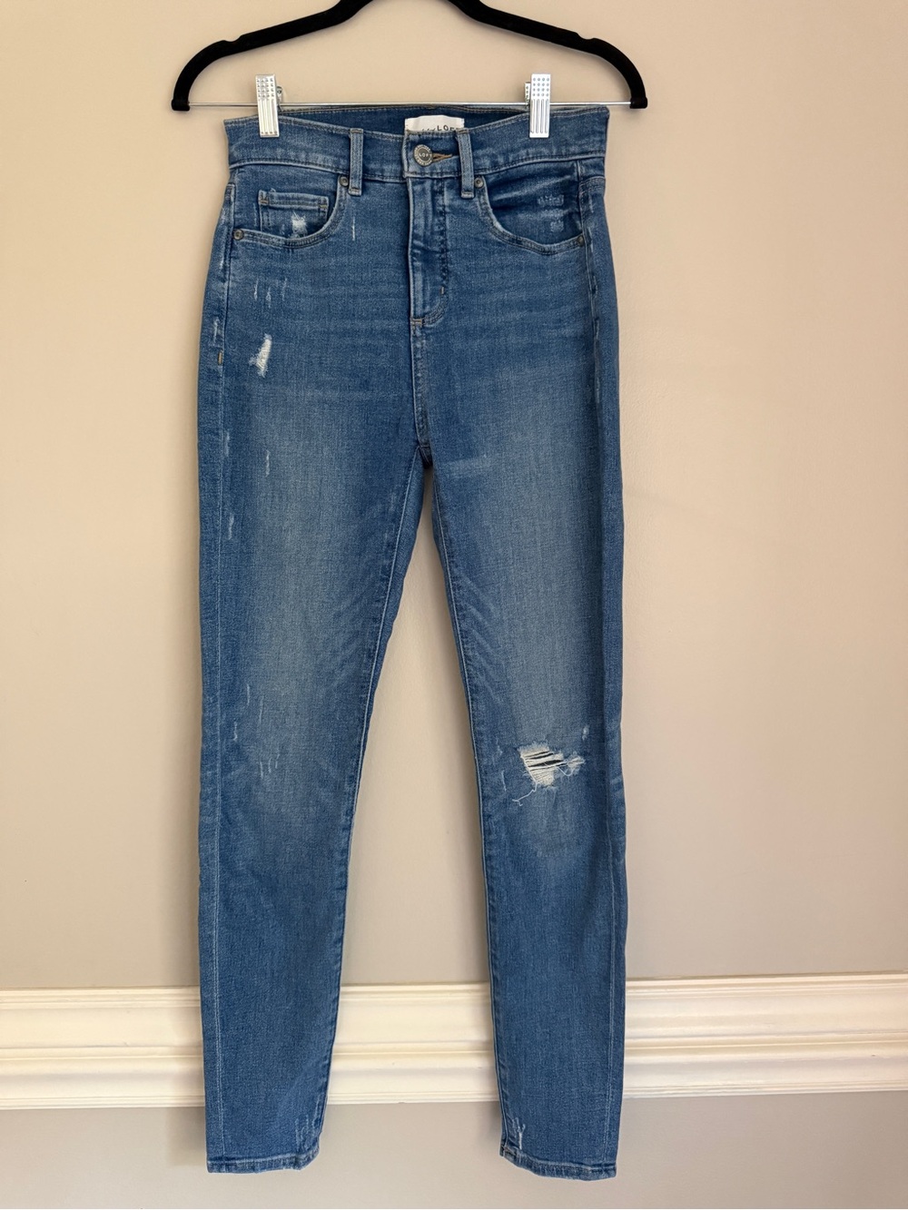 NWOT Loft High Waist Skinny Women’s Distressed Jeans, size 24
